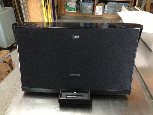 iLuv Aud 5 Speaker and Dock