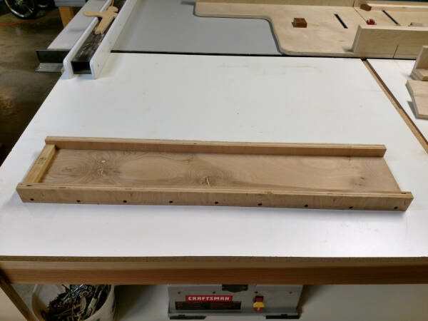 planing sled for squaring up rough cut lumber