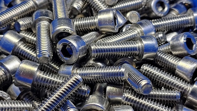 Choosing the Right Stainless Steel Screws Screws and Fasteners Manufacturer