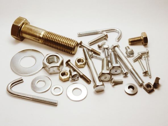 Standard Fasteners Screws and Fasteners Manufacturer