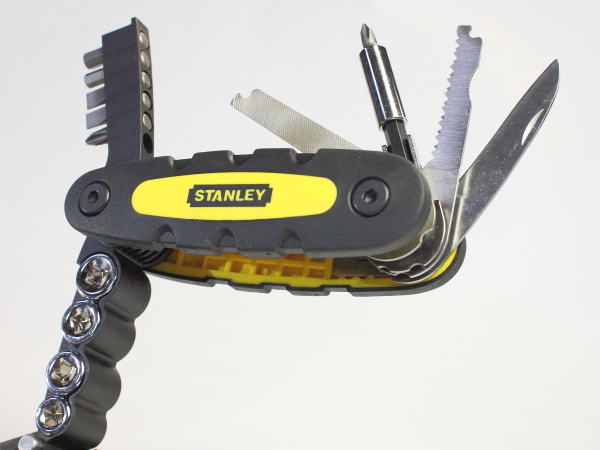 Stanley STHT70695 Multi Tool